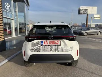 TOYOTA YARIS CROSS ACTIVE 1.5 HEV FWD