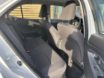 TOYOTA YARIS CROSS ACTIVE 1.5 HEV FWD