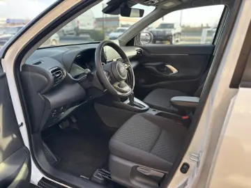 TOYOTA YARIS CROSS ACTIVE 1.5 HEV FWD