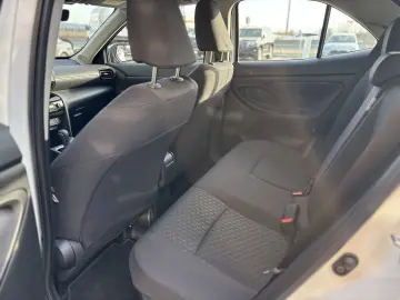 TOYOTA YARIS CROSS ACTIVE 1.5 HEV FWD