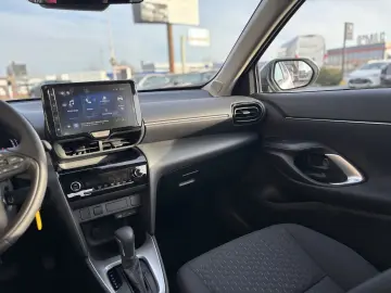 TOYOTA YARIS CROSS ACTIVE 1.5 HEV FWD