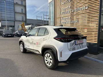 TOYOTA YARIS CROSS ACTIVE 1.5 HEV FWD