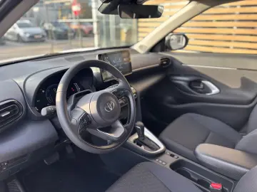 TOYOTA YARIS CROSS ACTIVE 1.5 HEV FWD