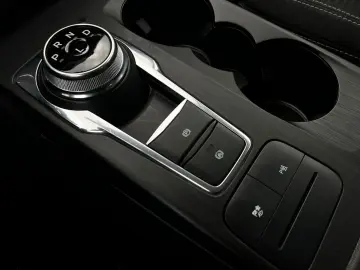 Ford Kuga Gen-Iii-2019