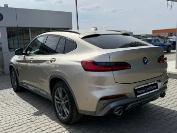 BMW X4 3.0i xDrive 2.0 Benzina Bi-turbo 252 CP