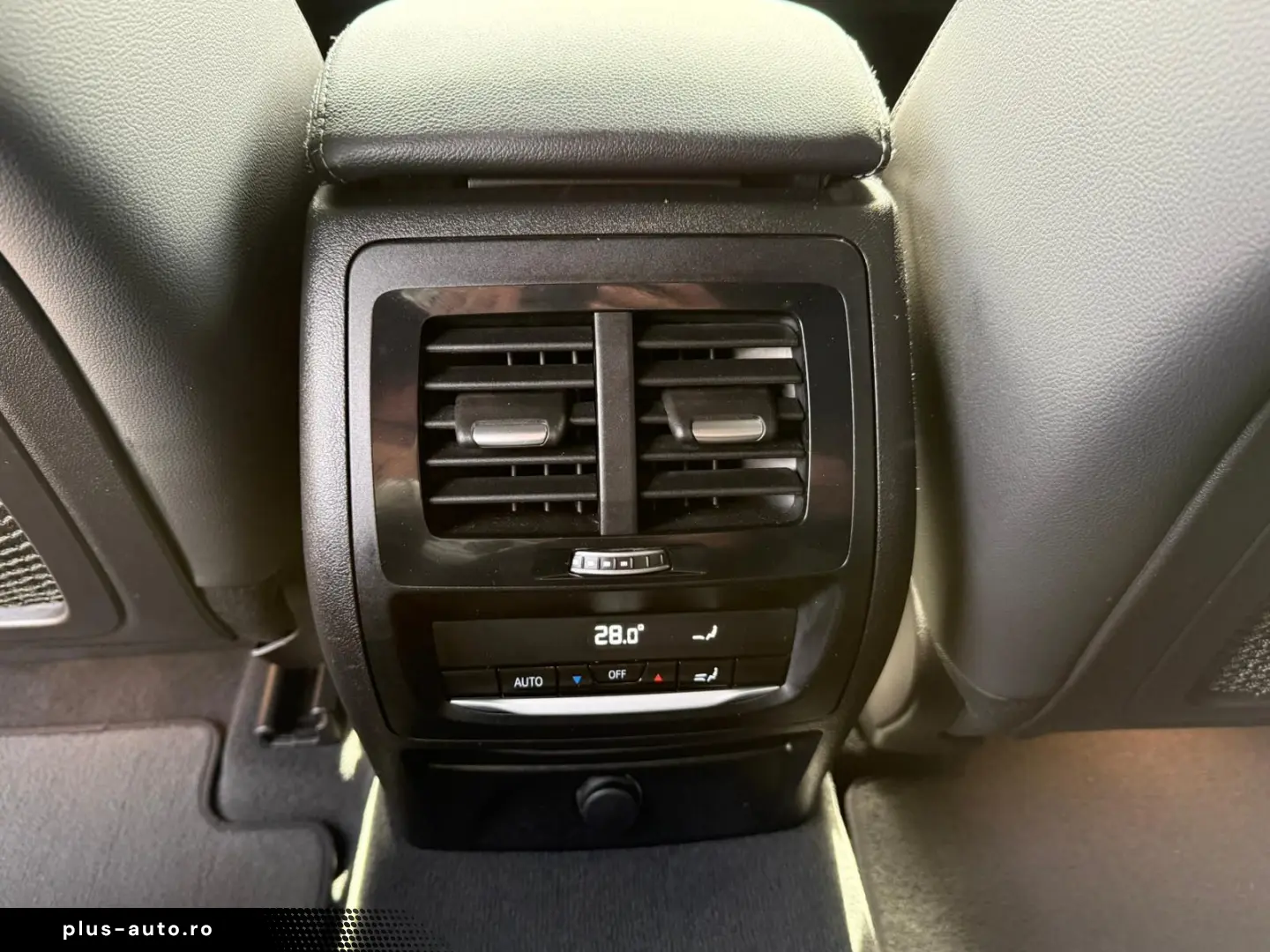 BMW X4 3.0i xDrive 2.0 Benzina Bi-turbo 252 CP