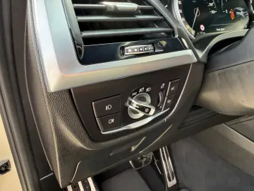 BMW X4 3.0i xDrive 2.0 Benzina Bi-turbo 252 CP