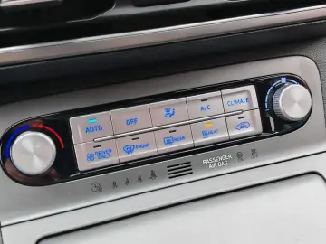 Hyundai Kona Electric 64 kw