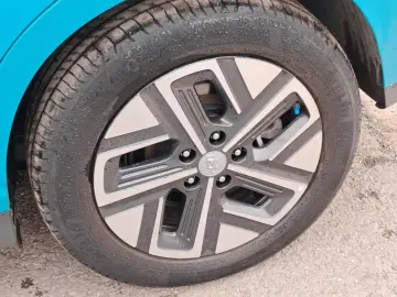 Hyundai Kona Electric 64 kw