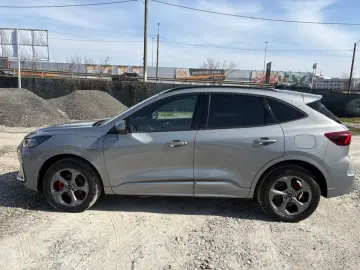 Ford Kuga 2025 - via workleto.com