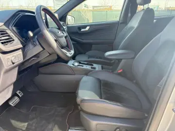 Ford Kuga 2025 - via workleto.com