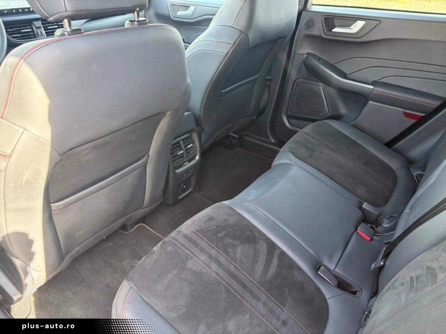 Ford Kuga 2025 - via workleto.com