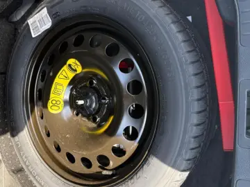 Ford Kuga 2025 - via workleto.com