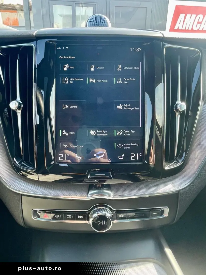 Volvo XC 60 T8 Twin Engine AWD R-Design