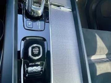 Volvo XC 60 T8 Twin Engine AWD R-Design