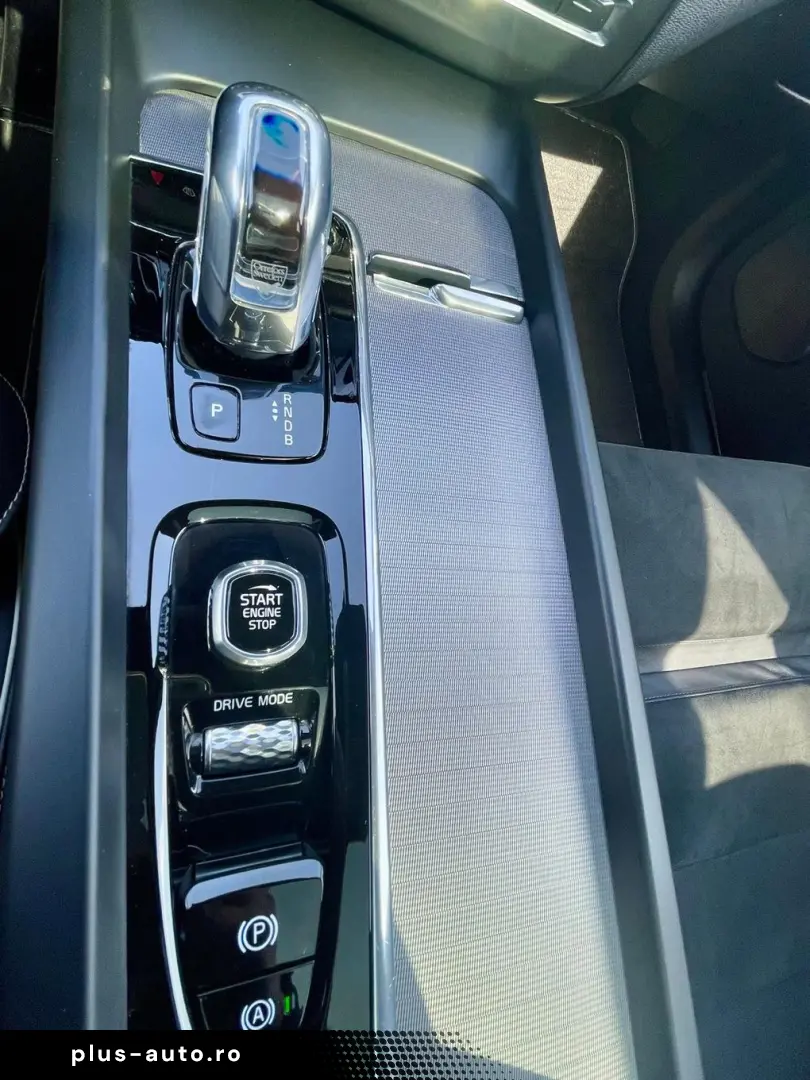 Volvo XC 60 T8 Twin Engine AWD R-Design