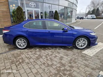 Toyota Camry Gen-Viii-2017