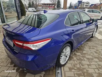 Toyota Camry Gen-Viii-2017