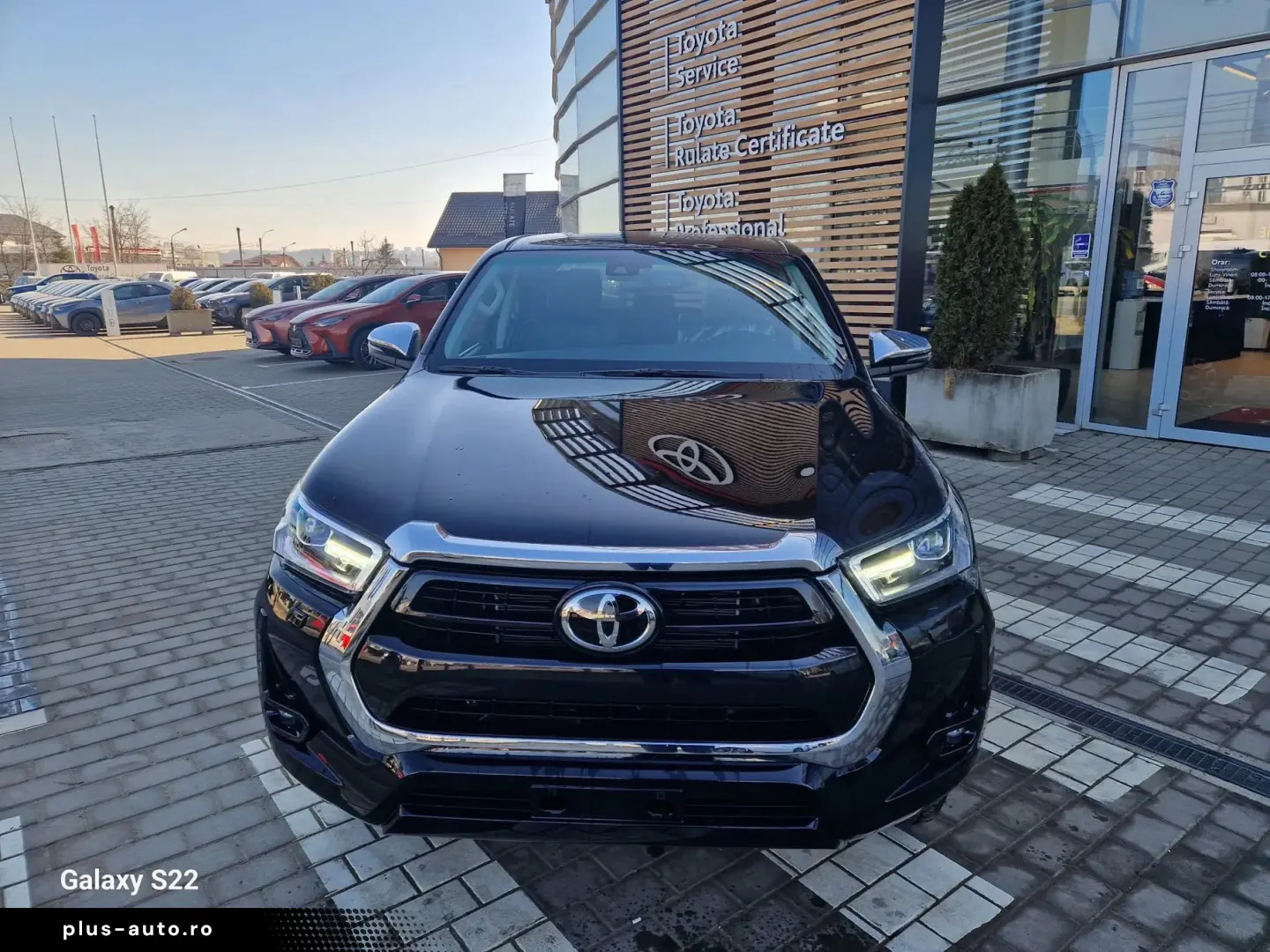 Toyota Hilux Gen-Viii-2015