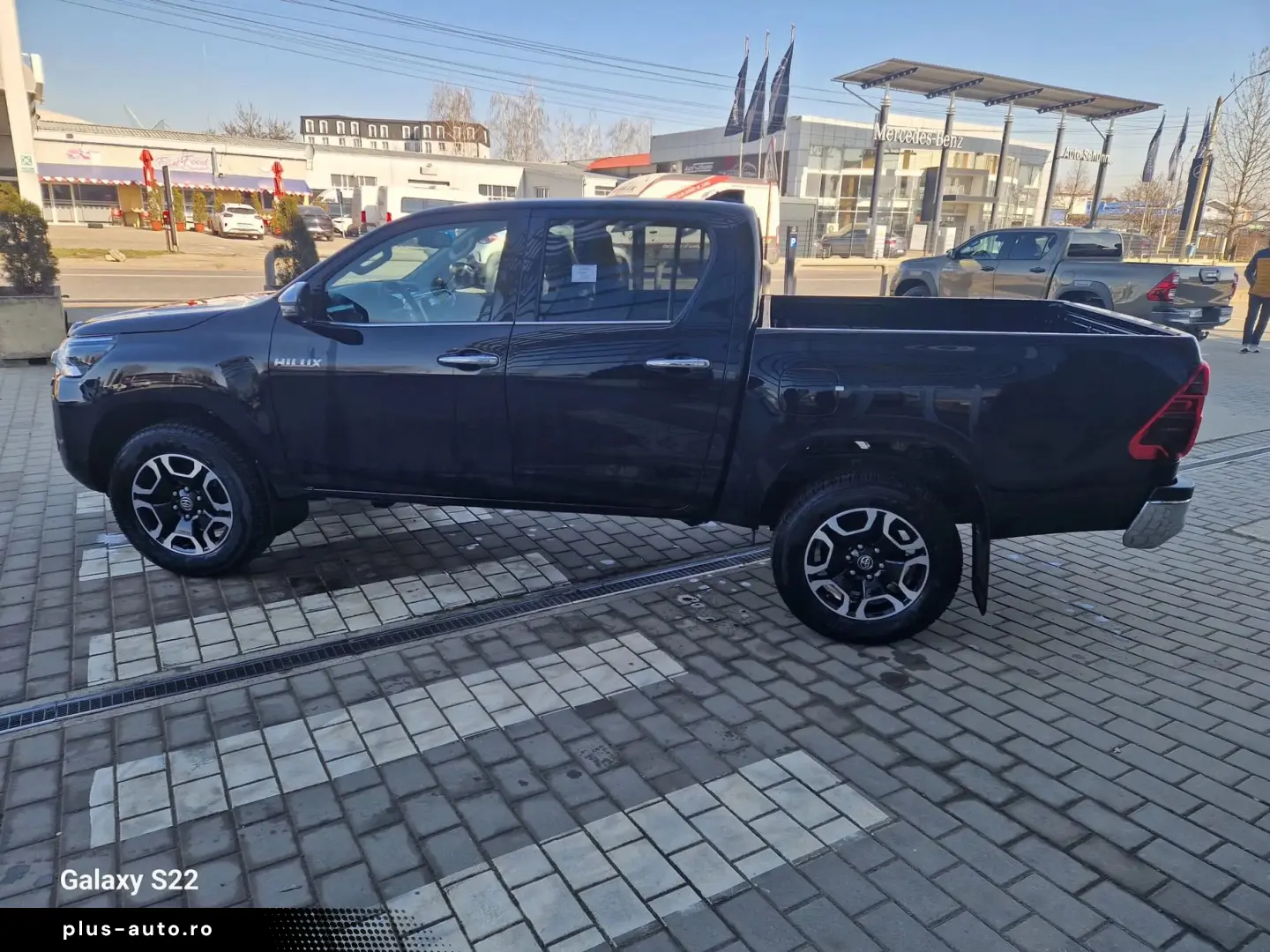 Toyota Hilux Gen-Viii-2015