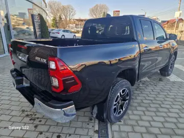 Toyota Hilux Gen-Viii-2015
