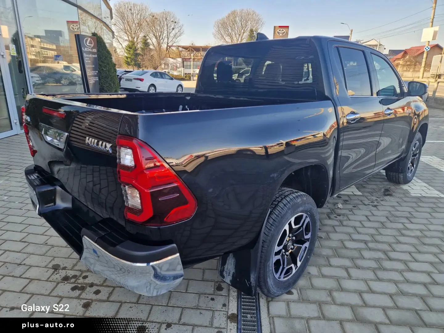 Toyota Hilux Gen-Viii-2015
