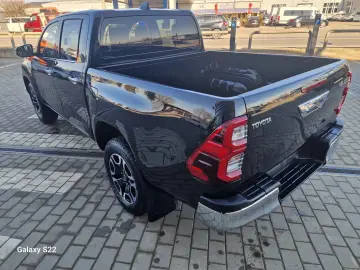 Toyota Hilux Gen-Viii-2015