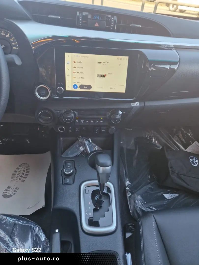 Toyota Hilux Gen-Viii-2015