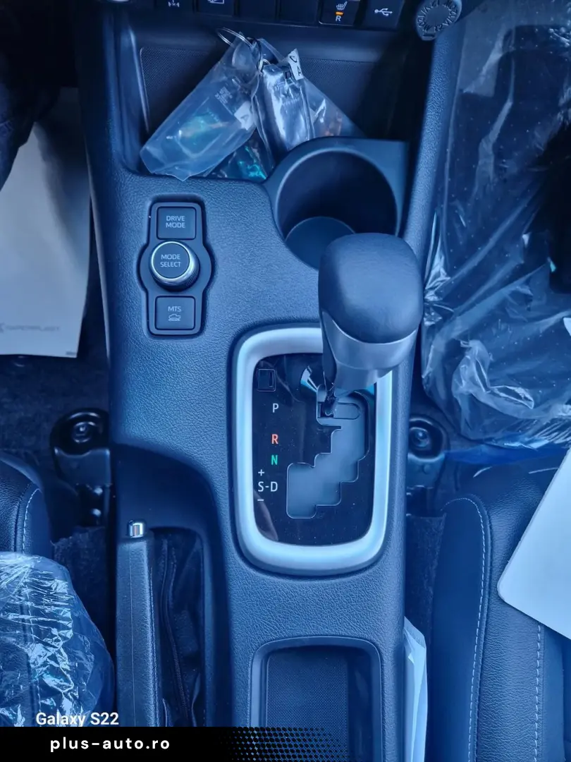 Toyota Hilux Gen-Viii-2015