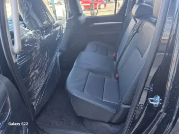 Toyota Hilux Gen-Viii-2015