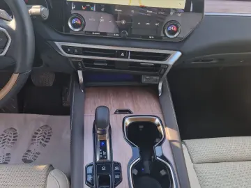 Lexus Seria-Rx Gen-Iv-2015