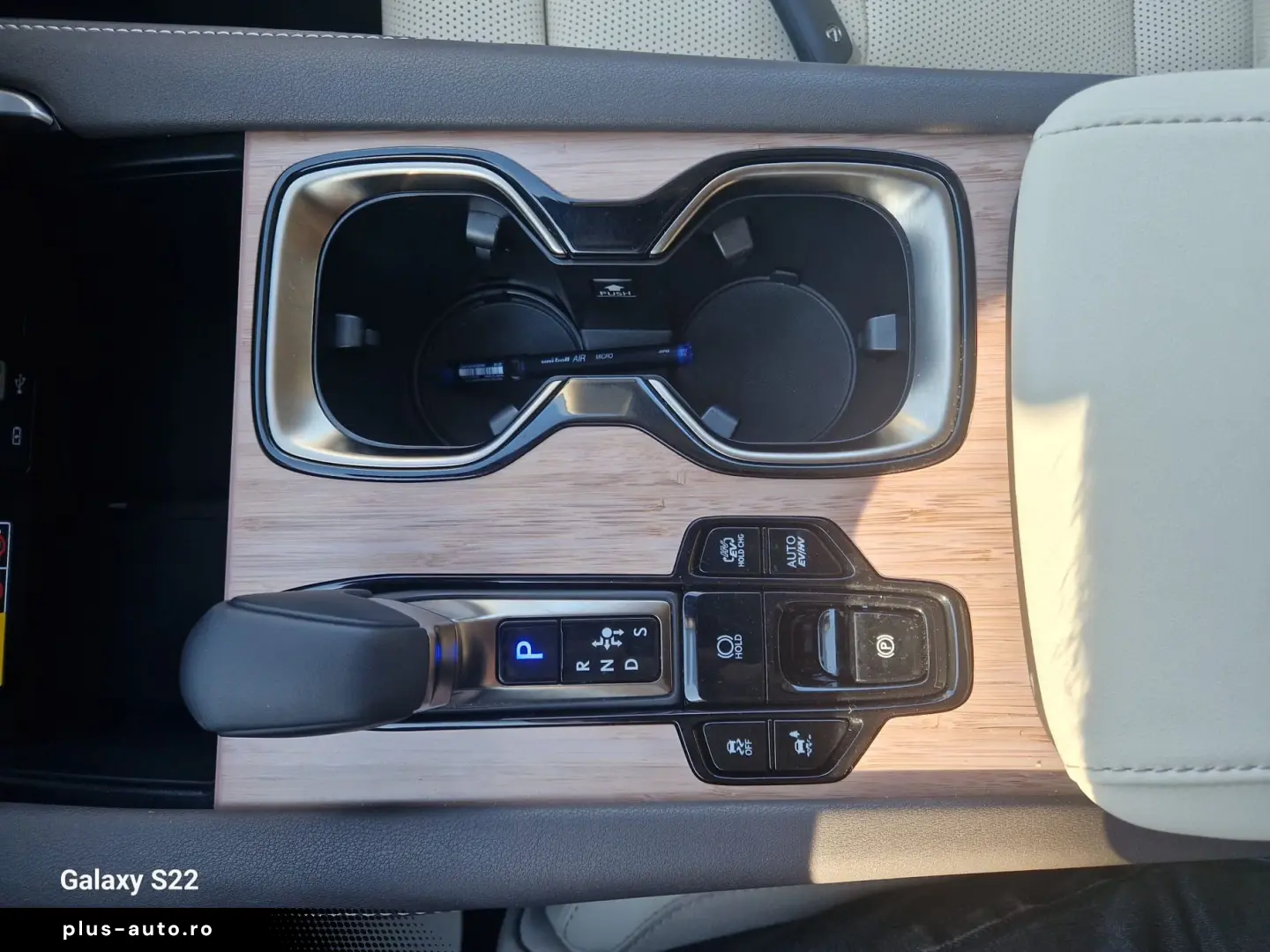 Lexus Seria-Rx Gen-Iv-2015