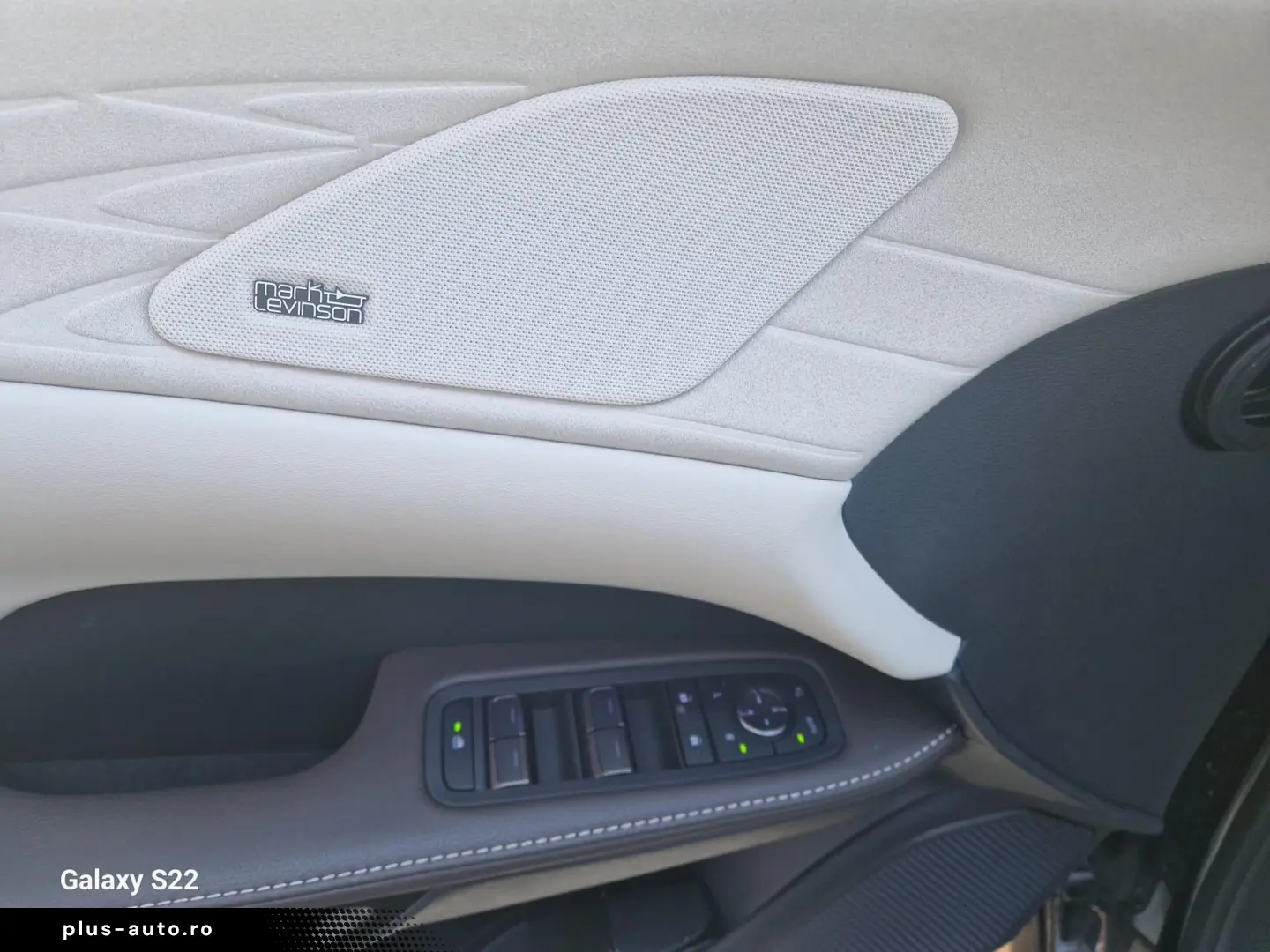 Lexus Seria-Rx Gen-Iv-2015