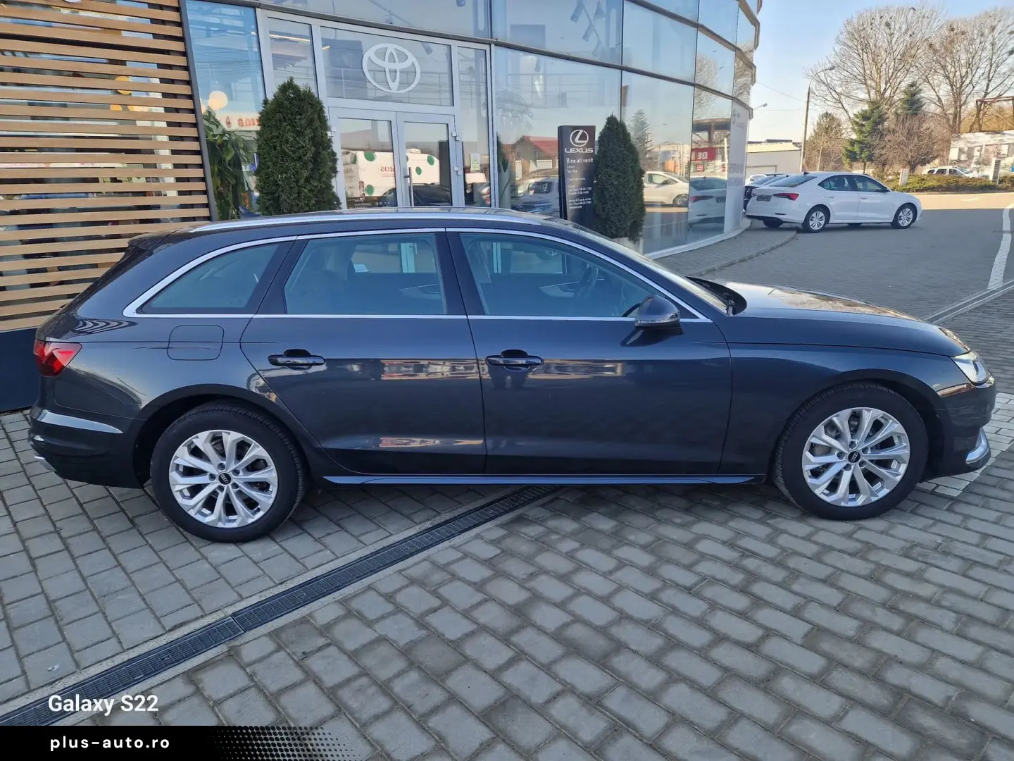 Audi A4 Gen-B9-2015