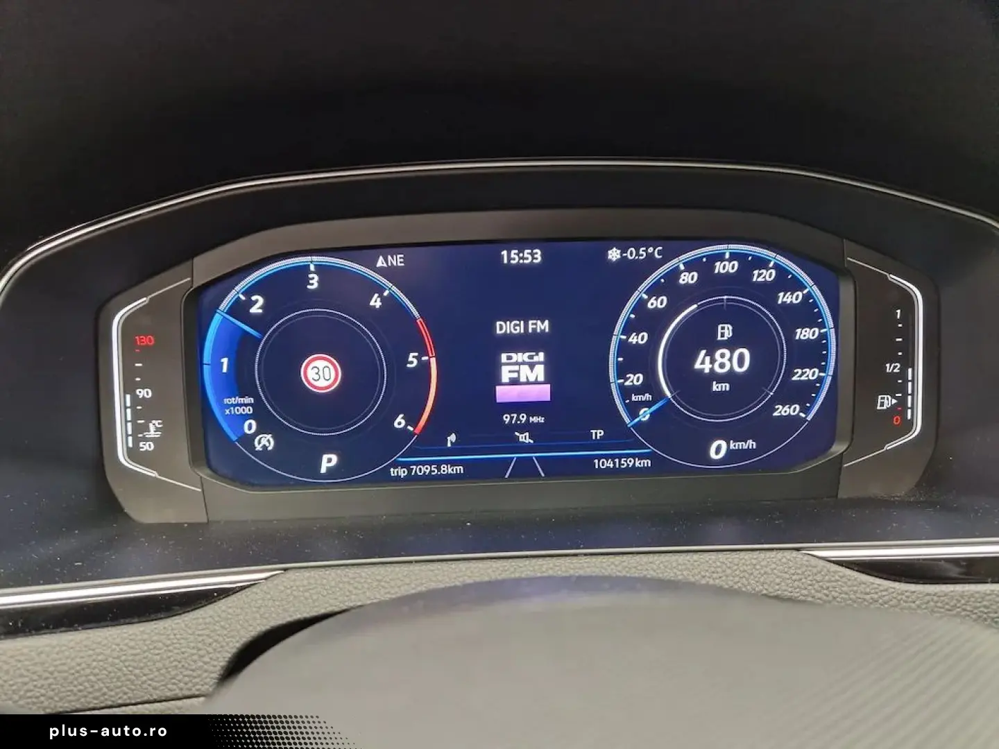 Volkswagen Passat Gen-B8-2014