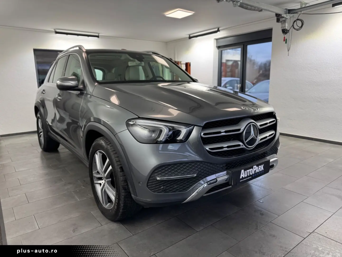 MERCEDES-BENZ GLE 350 d 4Matic Pano Leder AIRMATIC