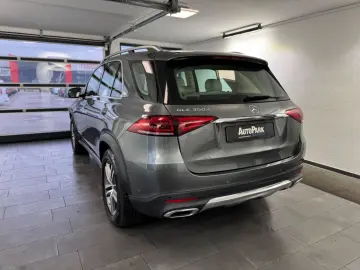 MERCEDES-BENZ GLE 350 d 4Matic Pano Leder AIRMATIC