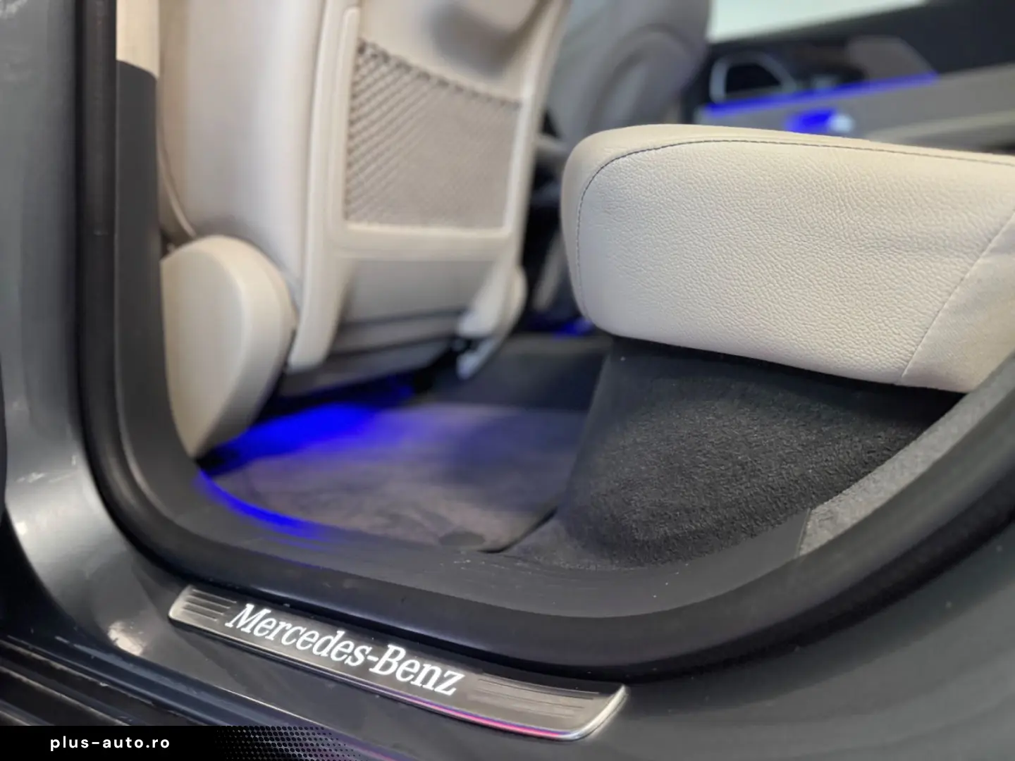 MERCEDES-BENZ GLE 350 d 4Matic Pano Leder AIRMATIC