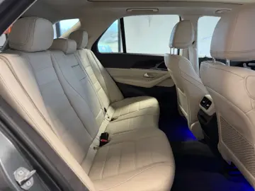 MERCEDES-BENZ GLE 350 d 4Matic Pano Leder AIRMATIC