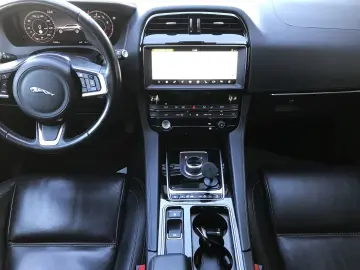 JAGUAR F-PACE AWD PREMIUM SPORT EDITION