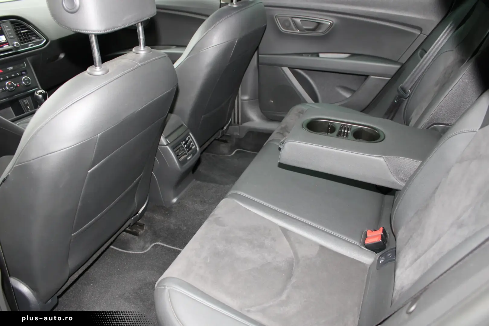 Seat Leon   1.6 TDI 110CP   Style   TVA Deductibil