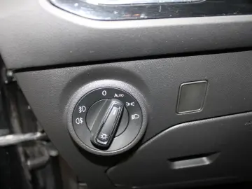 Seat Leon   1.6 TDI 110CP   Style   TVA Deductibil