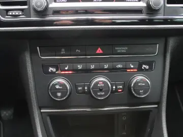 Seat Leon   1.6 TDI 110CP   Style   TVA Deductibil