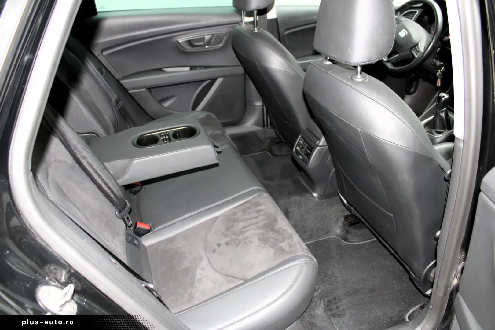 Seat Leon   1.6 TDI 110CP   Style   TVA Deductibil