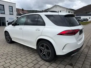 MERCEDES-BENZ GLE 350d 4Matic AMG Night Keyless AHK 1-Hand
