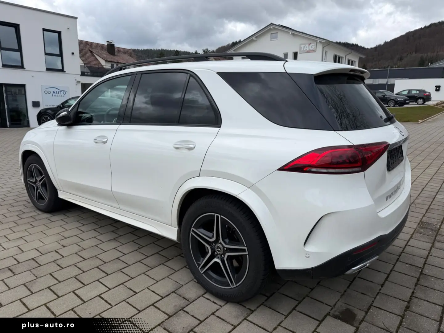 MERCEDES-BENZ GLE 350d 4Matic AMG Night Keyless AHK 1-Hand