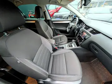 Skoda Octavia   1.5 TSI   150CP   DSG   2018