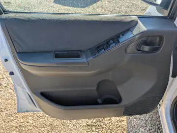 Nissan Navara   D40 2.5 dCi 144CP   4x4   2013   TVA Deducti