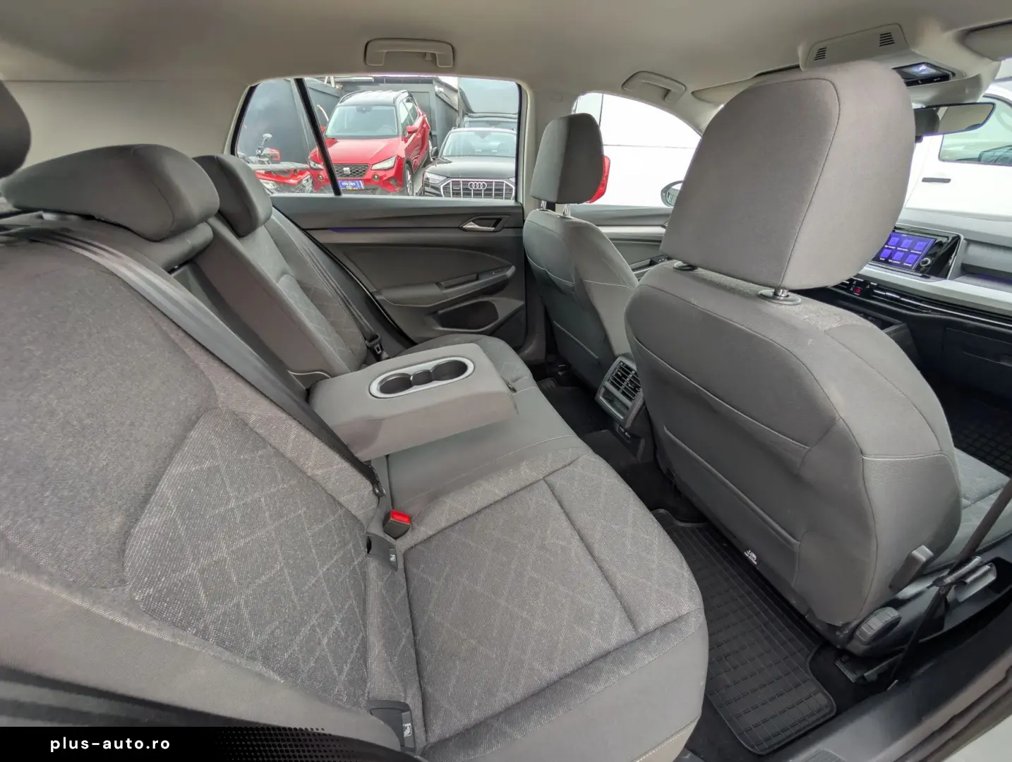 Volkswagen Golf VIII   1.5 TSI 130CP   2021   TVA Deductibil