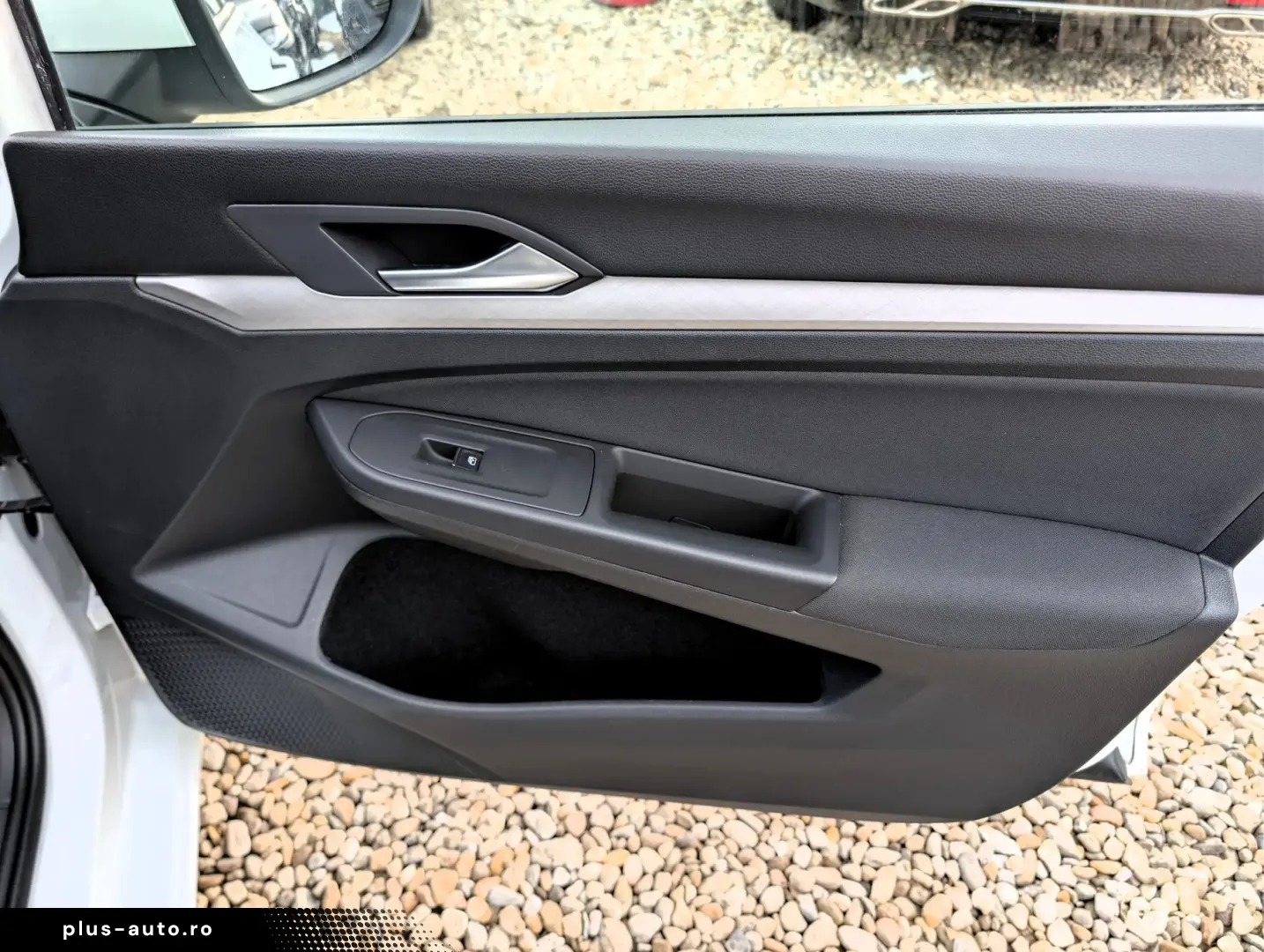 Volkswagen Golf VIII   1.5 TSI 130CP   2021   TVA Deductibil